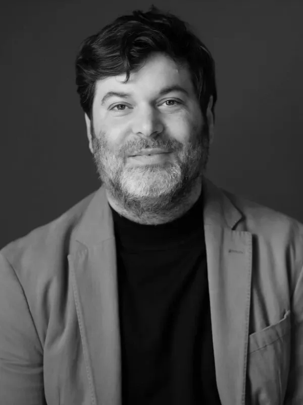 Jury ember image